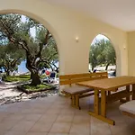 Family Friendly Seaside Drace, Peljesac - 4529 Appartement Janjina