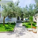 Family Friendly Seaside Drace, Peljesac - 4529 * Janjina