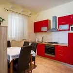 Family Friendly Seaside Drace, Peljesac - 4529 Apartman Janjina