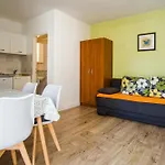 Family Friendly Seaside Drace, Peljesac - 4529 Apartment *
