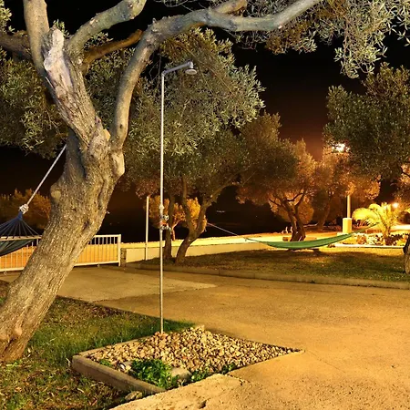 Family Friendly Seaside Drace, Peljesac - 4529