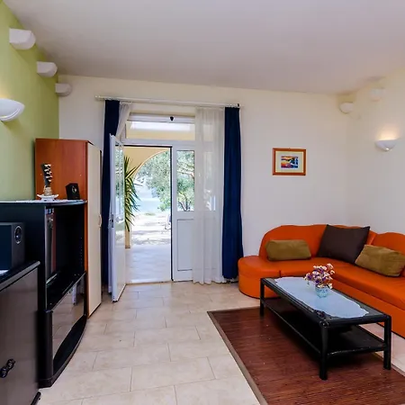 Family Friendly Seaside Drace, Peljesac - 4529