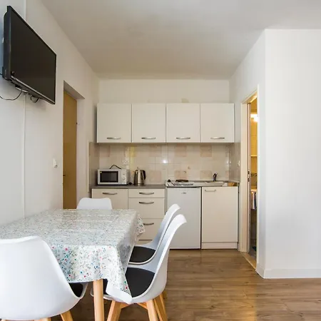 Family Friendly Seaside Drace, Peljesac - 4529 *