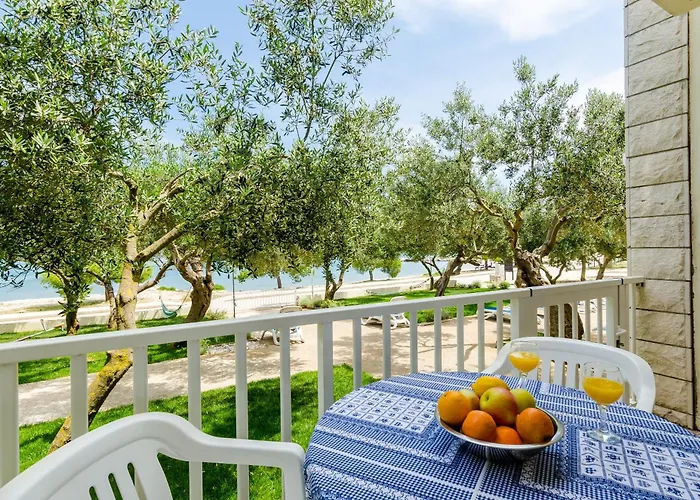 Family Friendly Seaside Drace, Peljesac - 4529 *