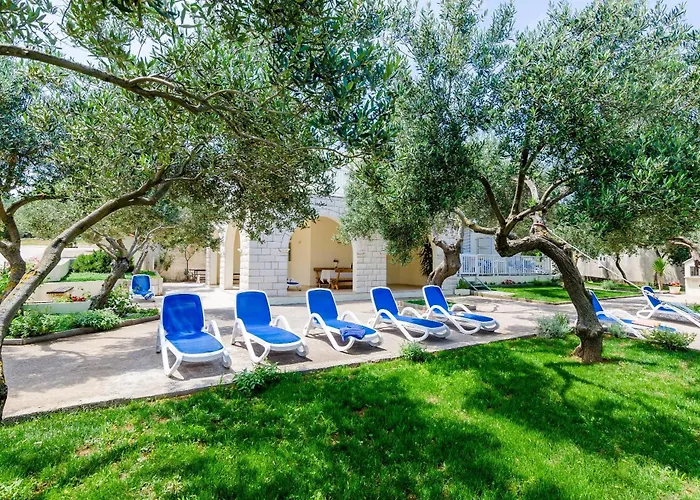 Family Friendly Seaside Drace, Peljesac - 4529 شقة Janjina