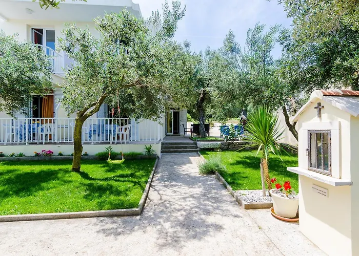 Family Friendly Seaside Drace, Peljesac - 4529 * Janjina