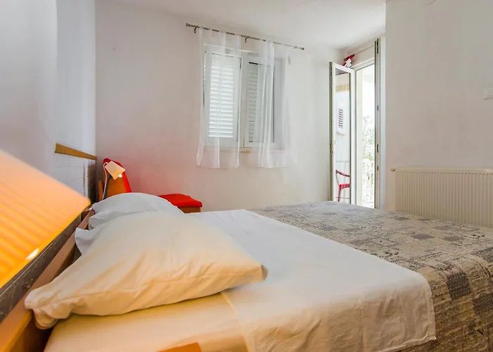 Family Friendly Seaside Drace, Peljesac - 4529 Janjina